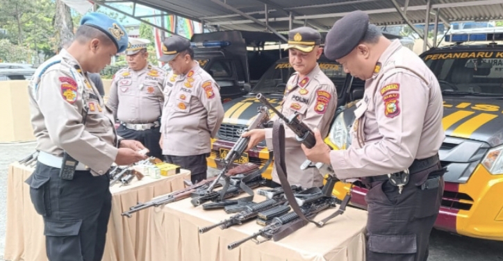 Kompol Herman Pelani Lakukan Pengawasan Internal Termasuk Pemeriksaan Senpi