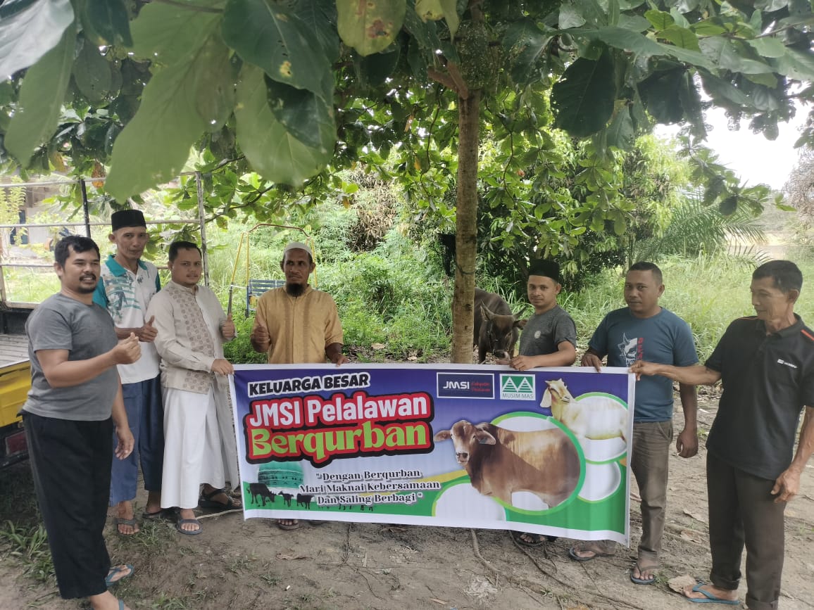 Rayakan Idul Adha 2024, Keluarga Besar JMSI Pelalawan Potong Satu Ekor Sapi Kurban