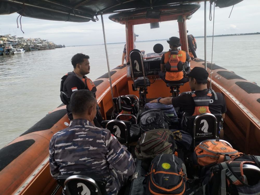Dua Nelayan Meranti Hilang Saat Melaut, Tim Basarnas Lakukan Pencarian