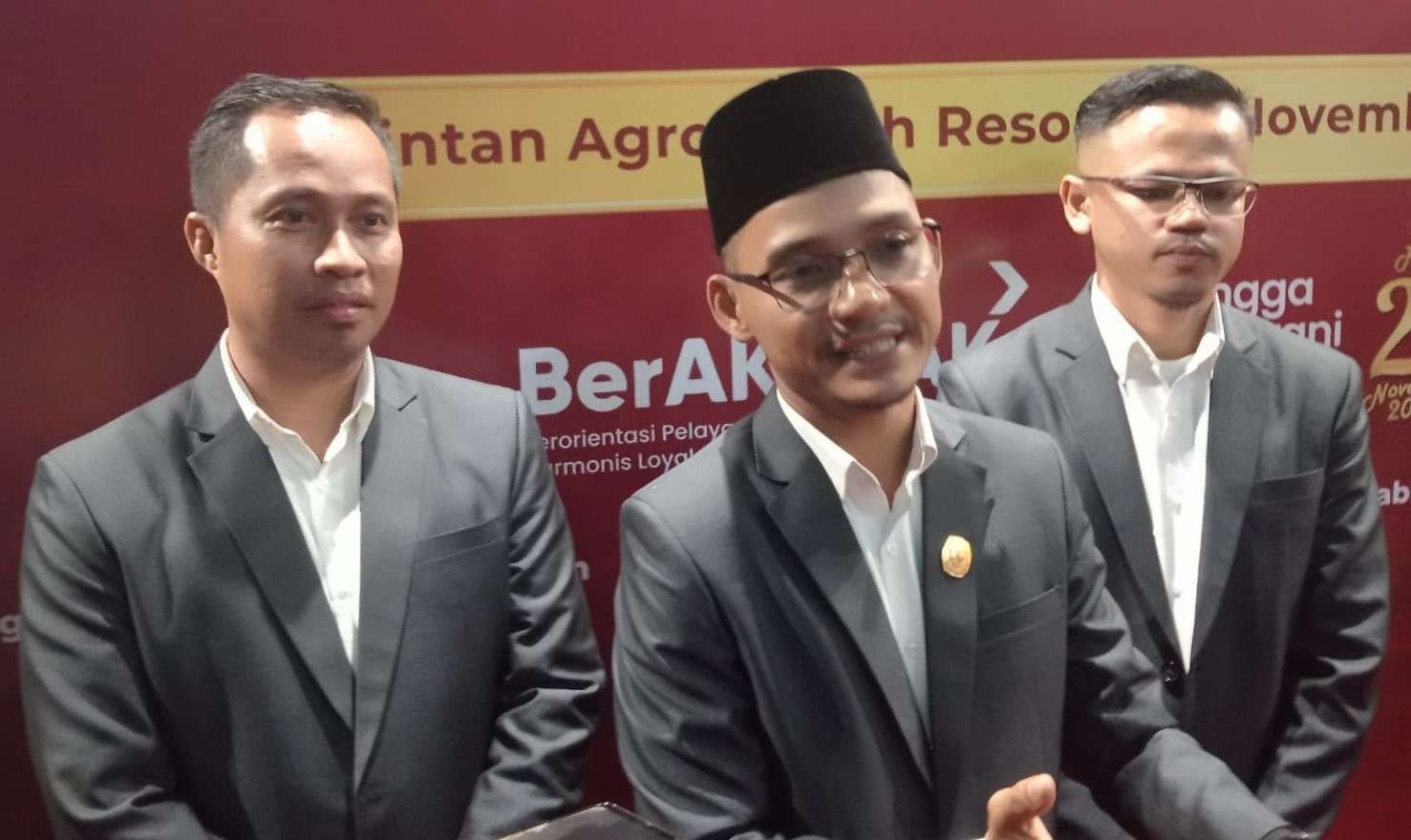 Kerahkan 43 Petugas, Pelipatan Surat Suara Pilkada di Bintan Selesai