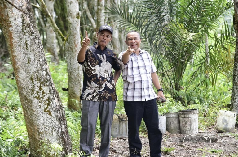 Berkat Terobosan Pemkab Bengkalis Lelang Harga Karet Tembus Rp 15.430