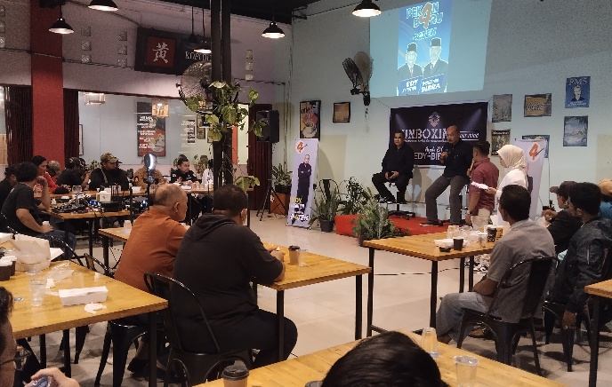 Edy-Bibra Tampil Percaya Diri Jawab Pertanyaam Audiens di Acara Unboxing Our Mind