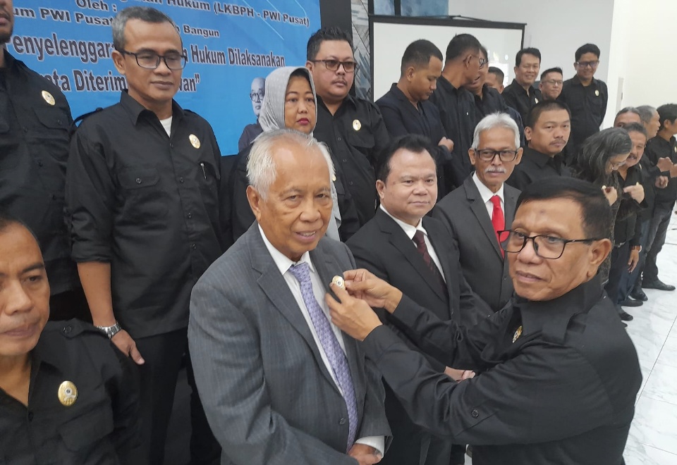 Hendry Ch Bangun Kukuhkan LKBPH PWI Pusat, Bantu dan Bela Wartawan Dalam Jalankan Tugas Jurnalistik