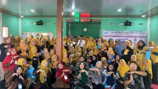 Cegah Lansia Jadi Korban Penipuan Online, Mafindo dan UIN Suska Gelar Pelatihan Literasi Digital