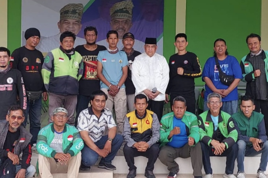 Puluhan  Ojol Temui Balon Walikota Edy Nasution Untuk Nyatakan Dukungan