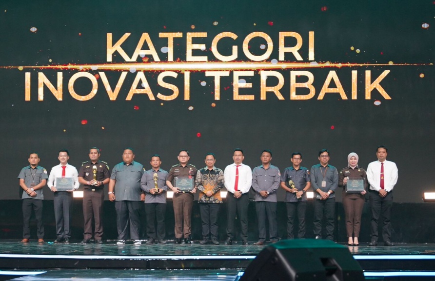 Sentra Gakkumdu Siak Raih Terbaik Pertama Kategori Inovatif pada Gakkumdu Award 2024 tingkat Nasional