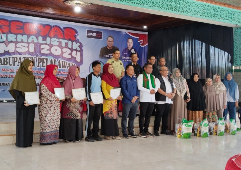 Buka Gebyar Jurnalistik JMSI, Bupati Zukri Misran Sebut Peran Pers Sangat Mulia