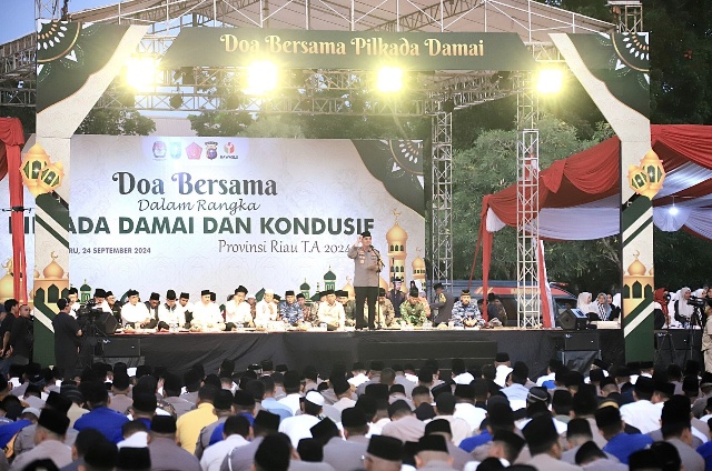 Kumpulkan Seluruh Calon Kepala Daerah, Polda Riau Gelar Doa Bersama Wujudkan Pilkada Damai